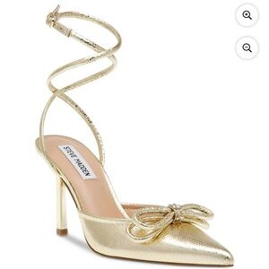 Steve Madden Metallic Gold Ankle Strap Heels